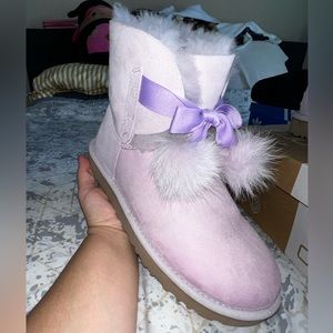 Light purple, women’s UGGs size 7
